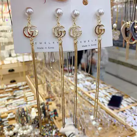 グッチ ピアス ダブルGロゴ